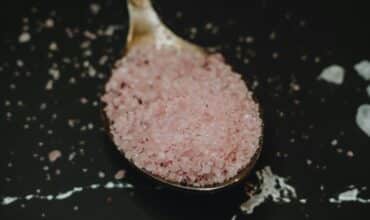 Tu ce fel de sare folosești? Vezi care este cea mai sănătoasă!