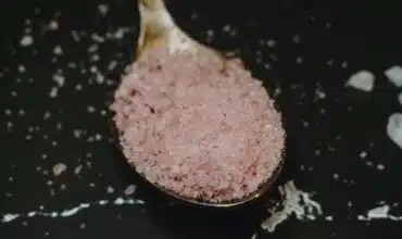 Tu ce fel de sare folosești? Vezi care este cea mai sănătoasă!
